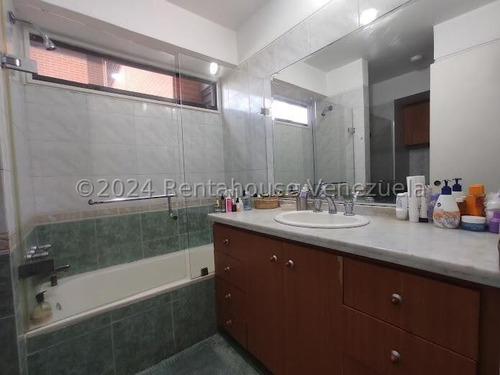 Apartamento Tipo Club En Venta En La Boyera Iq25-4550