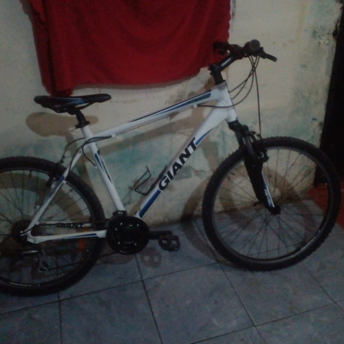Imagen 3 de 3 de Rodado 26 . Giant