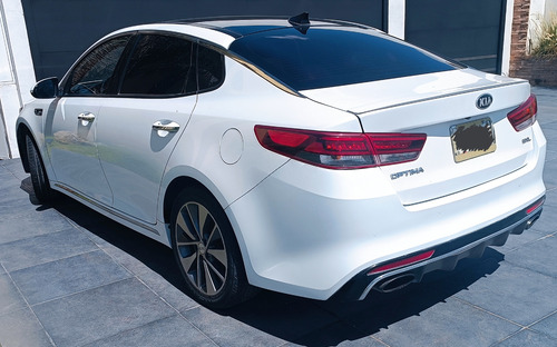 Kia Optima 2.0 L Turbo Gdi Sxl At