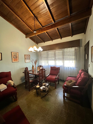 Casa En Esquina Sobre Ruta Lemos