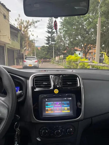 Renault Logan 1.6 Expression