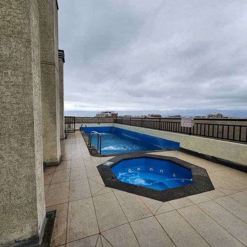 Arriendo Lindo Y Cómodo Depto En S. Centro (99589)