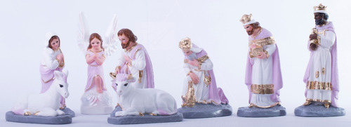 Nacimiento 20cm Lila