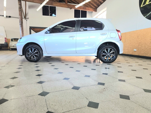 Toyota Etios 1.5 Xls At