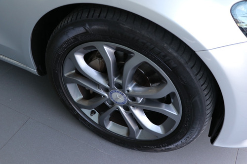 Imagen 11 de 16 de Mercedes Benz C250 Style
