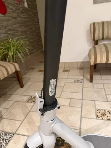Monopatín Eléctrico Ninebot Kickscooter Max G30lp