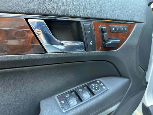 Imagen 11 de 24 de Mercedes-benz Clase E 2009 3.5 E350 Elegance At