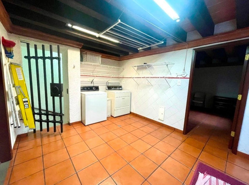 Residencia Exclusiva En Av Flores:elegancia, Comodidad Y Estilo De Vida Único