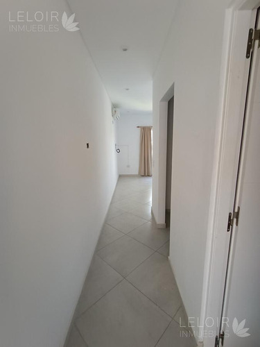 Casa 4 Ambientes En Venta Barrio Cerrado Bosque Zapiola - Paso Del Rey