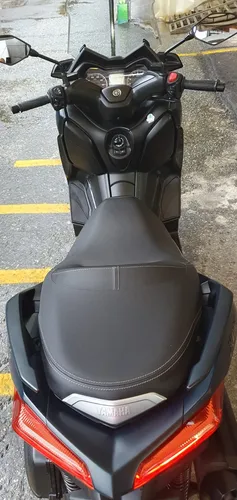 Yamaha X-max 300 / Modelo 2023