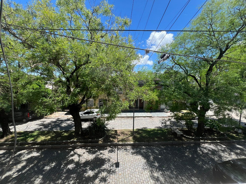Departamento Sobre Calle Belgrano (centro De Chascomús)