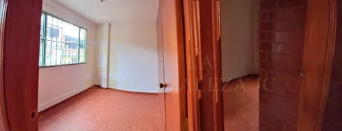 ¡casa Con 4 Apartamentos! Ideal Para Inversión Lucero Medio Sur