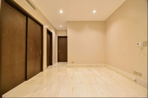 Torre En Anacaona Con Apartamentos En Venta Con Vista Al Mar