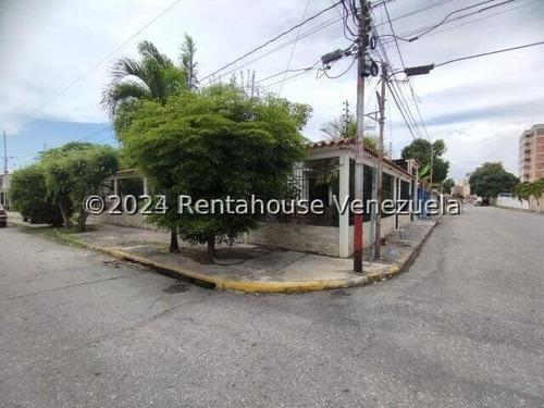 Casa En Venta En El Oeste De Barquisimeto @eloisabermudez.rah