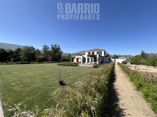 Casa En Venta De 3 Dorm. En Colina