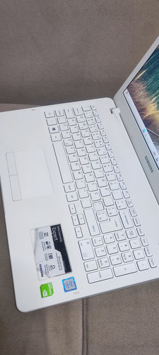 Samsung Gamer Notebook Core I5 + Ssd + Placa De Vídeo 2gb Branco