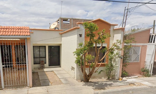 Casa En Venta En El Cedazo, Aguascalientes, Remate Bancario, Solo Pago De Contado Gh*