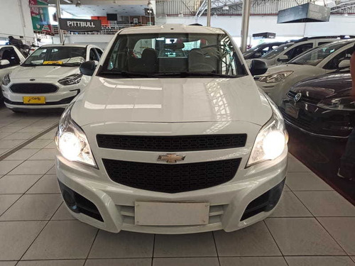 Chevrolet Montana Ls2
