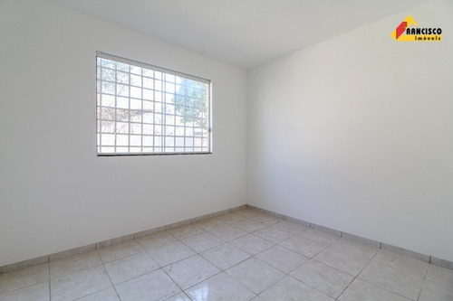 Imagem 11 de 15 de Casa À Venda, 3 Quartos, 2 Vagas, Jardim Candidés - Divinópolis/mg - 30623