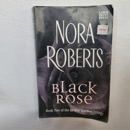 Black Rose Nora Roberts Large Print Press