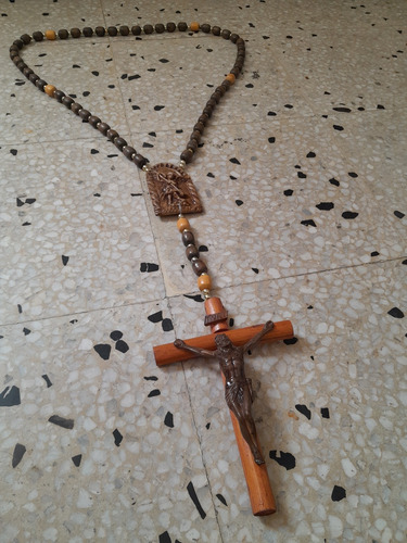 Rosario Camandula De Cristo, Grande Con Cristo Aprox 42 Cm.
