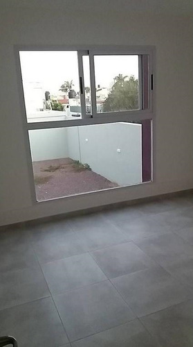 Imagen 5 de 5 de Departamento De 2 Ambientes Con Cochera