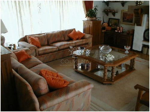 Hermosa Casa Con Muy Terreno. Financia A Largo Plazo