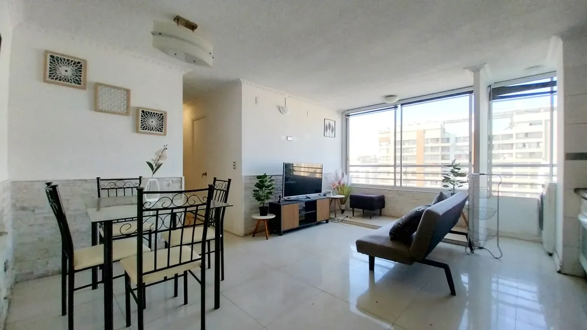 Imagen 2 de 30 de Venta Departamento 3 Dorm 2 Baños Logia Piscina Santiago