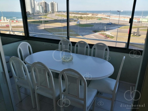 Imagen 6 de 20 de Apartamento En Venta Y Alquiler, Parada 1 Primera Línea De Playa Brava - Ref: 54414