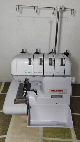 Máquina Fileteadora (overlock) Familiar