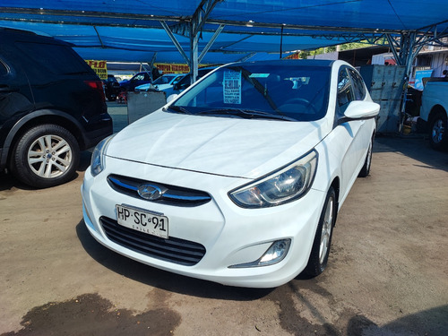 Hyundai Accent 1.4 Rb Gl 2ab