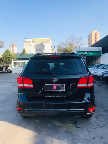 Fiat Freemont 2.4 Precision 5p Automática 2015 07 Lugares