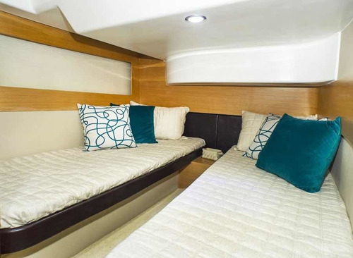 Imagem 9 de 13 de Lancha Real 415 Com Parelha Mercruiser 370hp Axius 2016