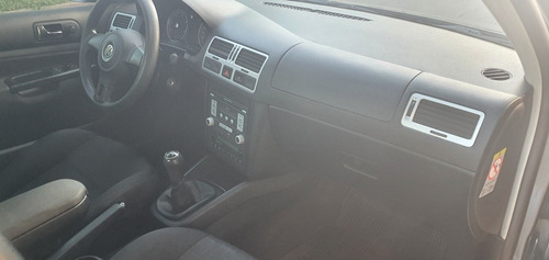 Volkswagen Bora 1.9 Trendline I 100cv 2011