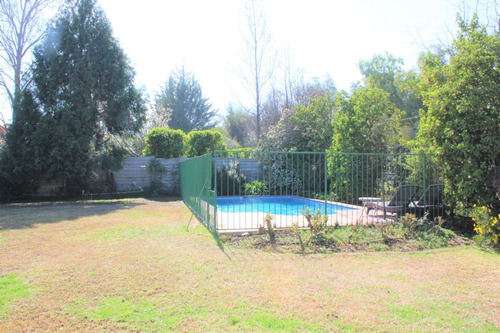 Preciosa Casa En Venta 5 Dorm Piedra Roja Chicureo Colina