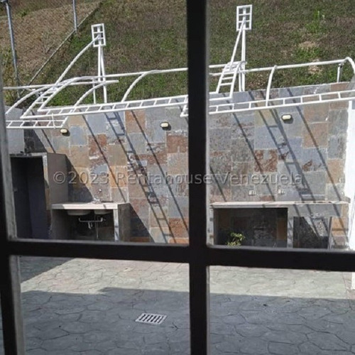 Townhouse En Venta Urbanización La Cima Ii - Colinas De Carrizal