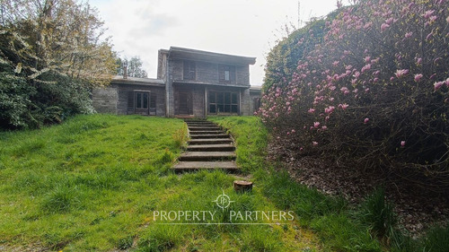 Casa En Pleno Centro De Panguipulli