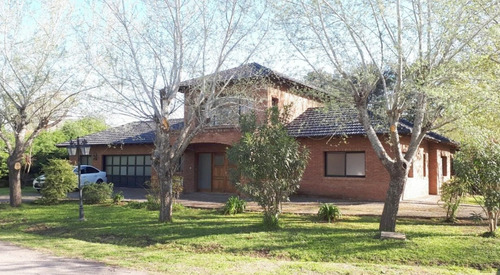 Casa En Haras Del Sur Funcional Con Pileta Y Gran Parque
