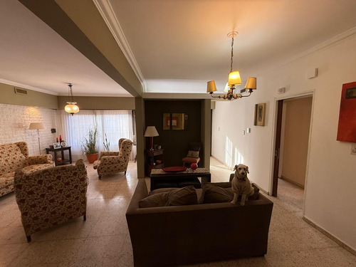 Vende Casa De 2 Habitaciones En Córdoba Al 700