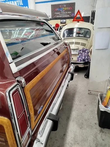 Ford Ltd Country Squire 1968