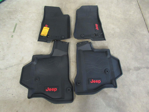 Mopar Jeep Gladiator Juego Completo 4 Alfombrilla Goma