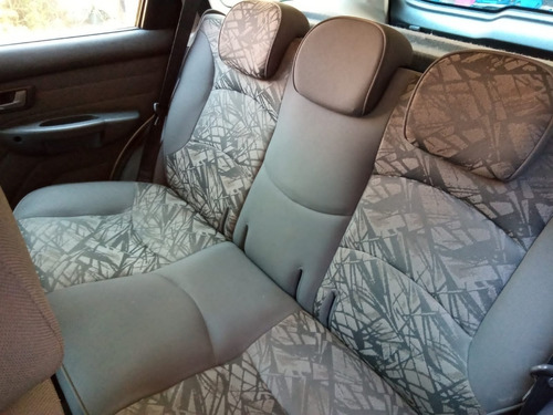 Imagem 13 de 15 de Fiat Palio Weekend Adventure Locker 1.8 Dual.
