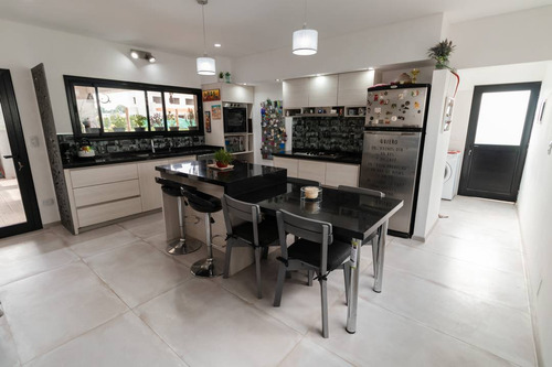 Imagen 6 de 30 de Venta De Casa En Pilar