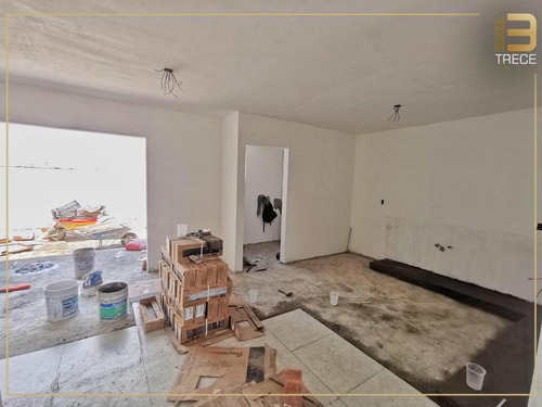 Imagen 4 de 13 de Casa En Lomas De La Rioja De Dos Pisos En Buen Precio