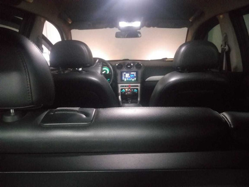 Imagem 3 de 15 de Chevrolet Captiva 2011 2.4 Sport Ecotec 5p