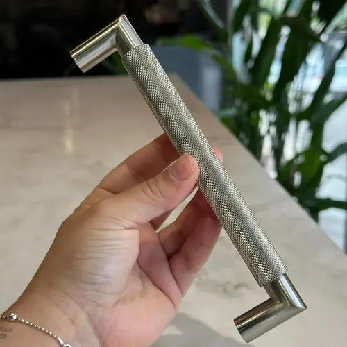 Puxador Tellus Níquel Escovado 160mm Para Móveis Zen