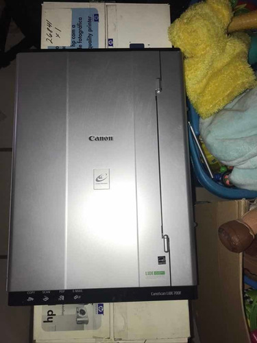 Escáner Canoscan Lide 700f 3297b002 (Usado)