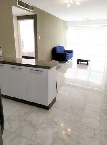 Imagen 7 de 17 de El Rosal Con O Sin Muebles