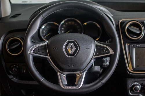 Imagen 14 de 25 de Renault Kangoo Stepway 1.6 Sce