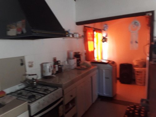 Imagen 12 de 30 de Vendo Casa Terreno 600 M2 Con Quincho Y Pileta - Neuquen